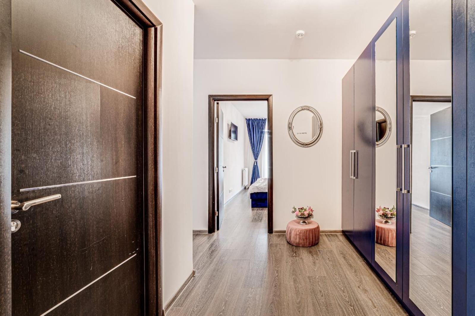 Ari Rose Apartment With Cozy Balcony Arad Buitenkant foto